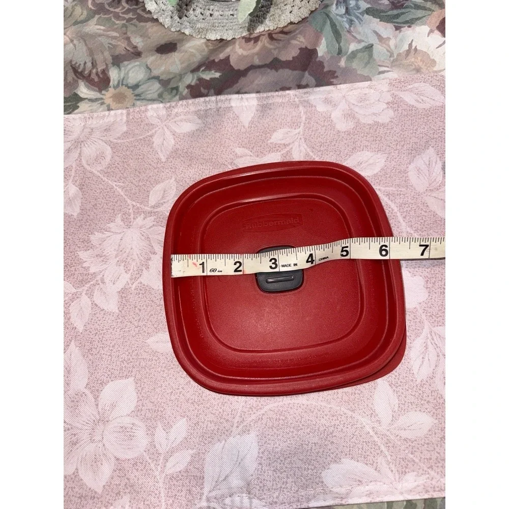 Rubbermaid 2D85 Container Easy Find‎ Red Vented Square Replacement Lid 6.25
